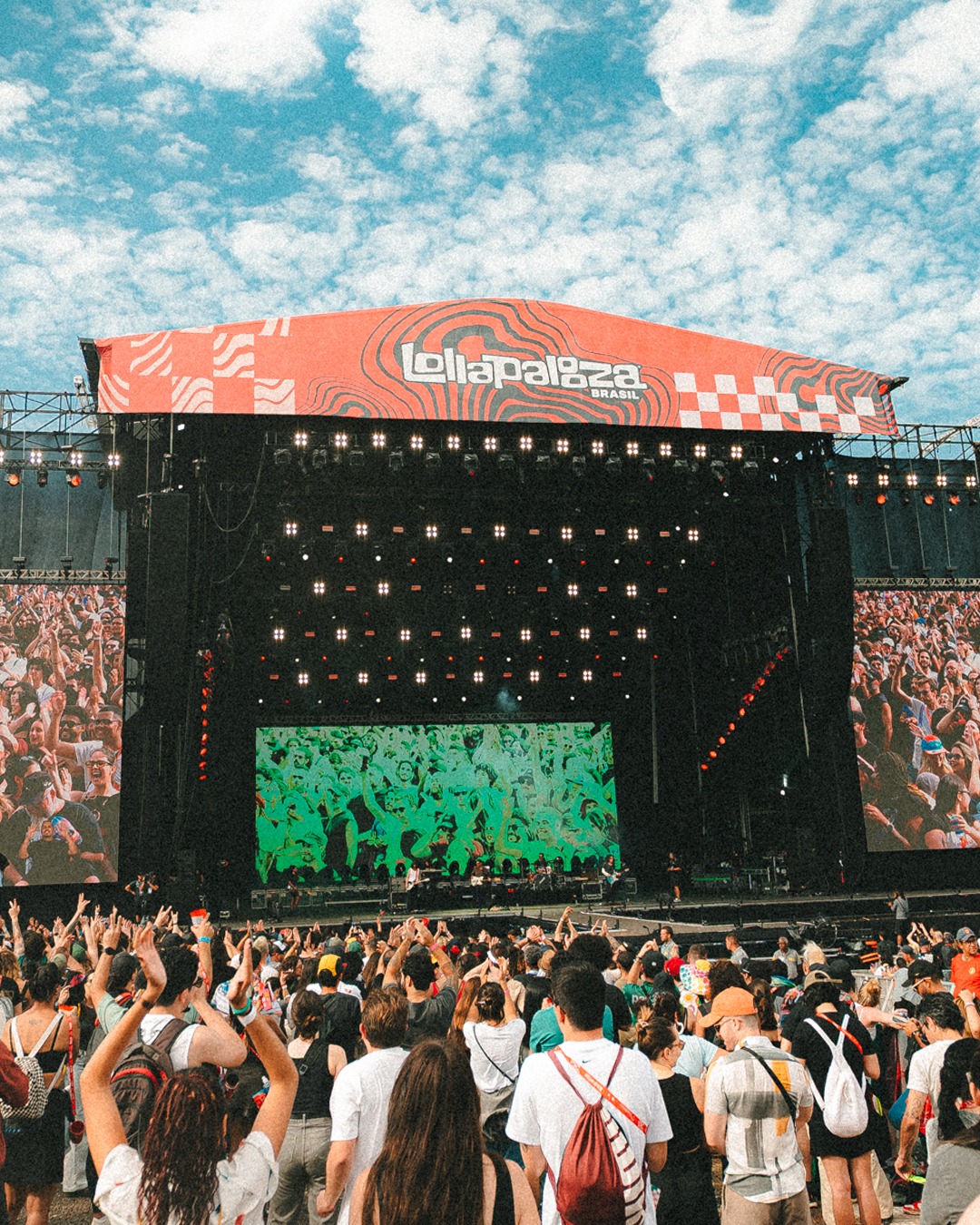 Venda geral de ingressos para o Lollapalooza Brasil 2026 começa nesta quinta-feira (14) Imagem: Reprodução / Instagram (@lollapaloozabr)
