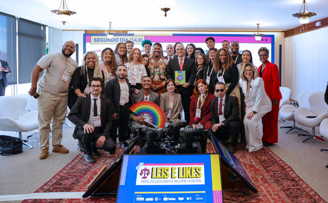 O poder dos influencers e das redes sociais como novo eixo da política brasileira Encontro de influencers no STF aproxima ainda mais as redes sociais da política - Foto: Rosinei Coutinho/STF